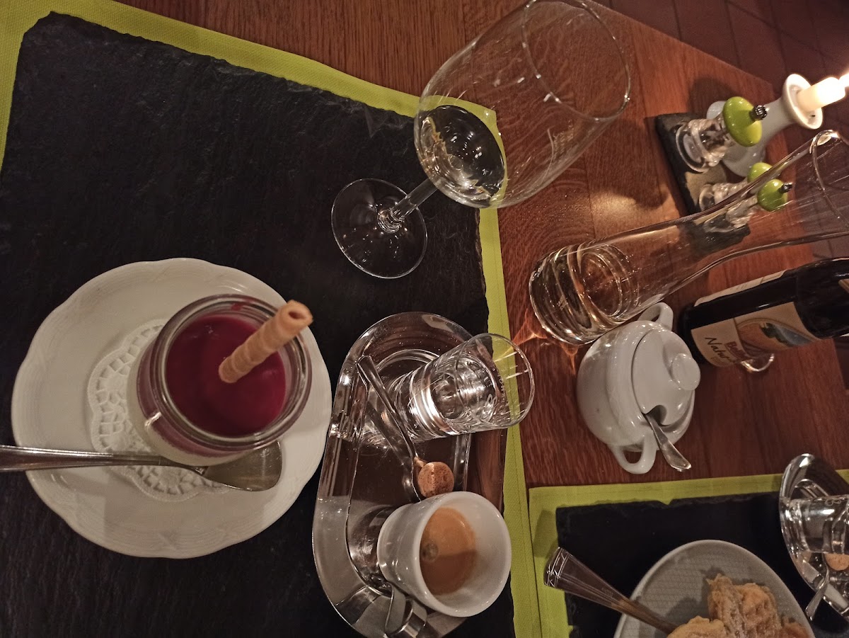 Hotel-Restaurant Winzerhof, Fam. Stefan Becker