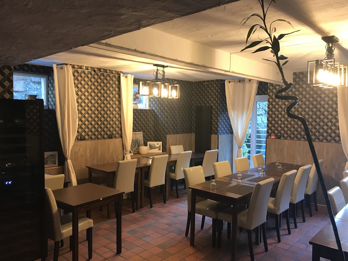 Auberge la Caverne Hotel 2