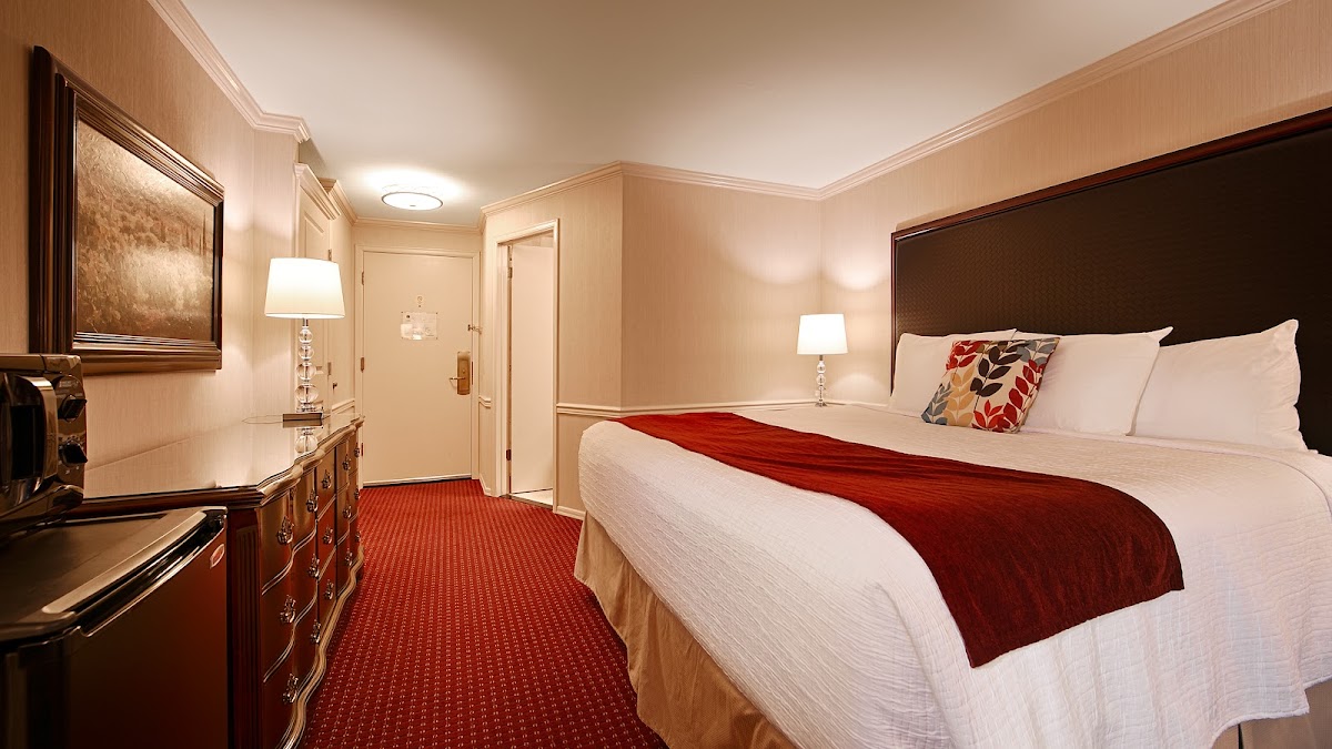 Wingate Heritage Inn Hotel 2