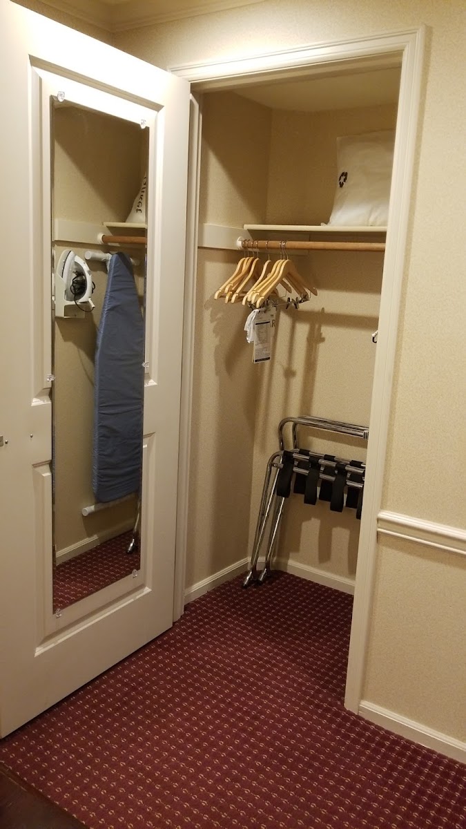 Wingate Heritage Inn