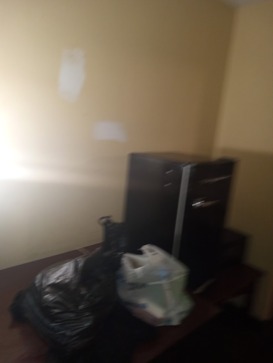 Economy Inn Hotel 2
