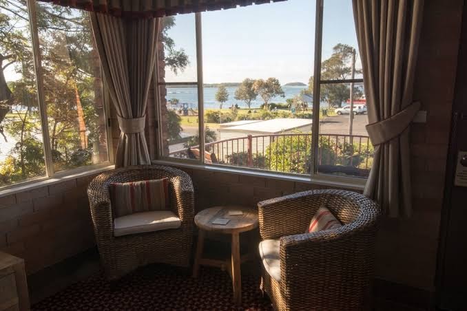 Anchor Bay Motel Hotel 3