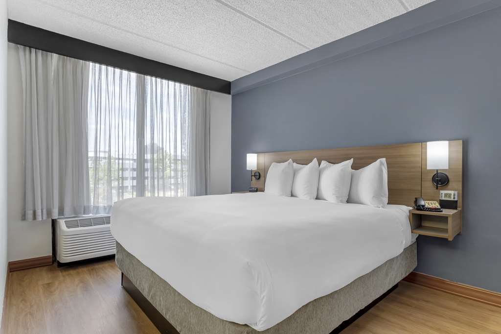 Hyatt Place Houston-North Hotel 2