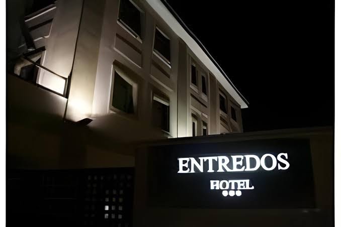 Hotel Entredós