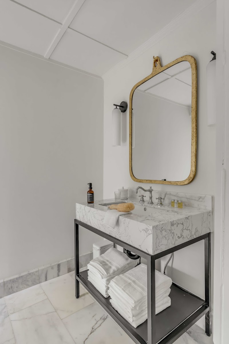 Circa 1785 Hotel 3