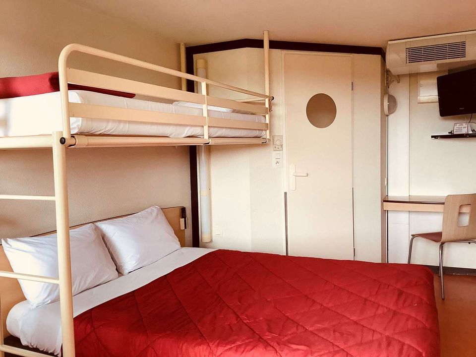 Première Classe Chateauroux Saint Maur Hotel 2