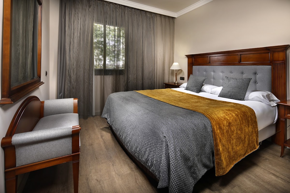 Apartaments Hispans 7 Suïssa Hotel 2