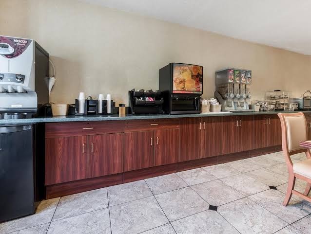 Microtel Inn & Suites by Wyndham Philadelphia Airport