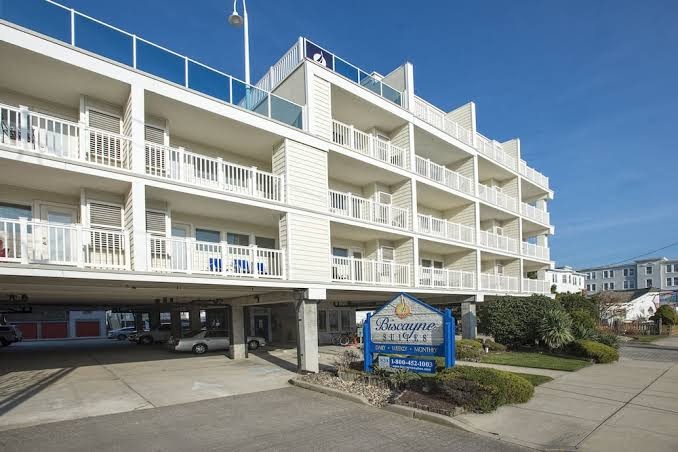 Biscayne Suites
