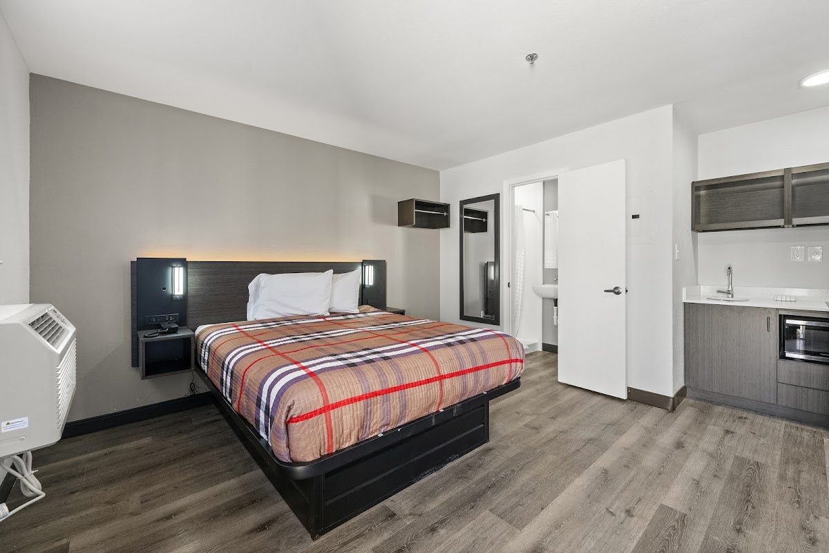 Southern Suites Kennesaw