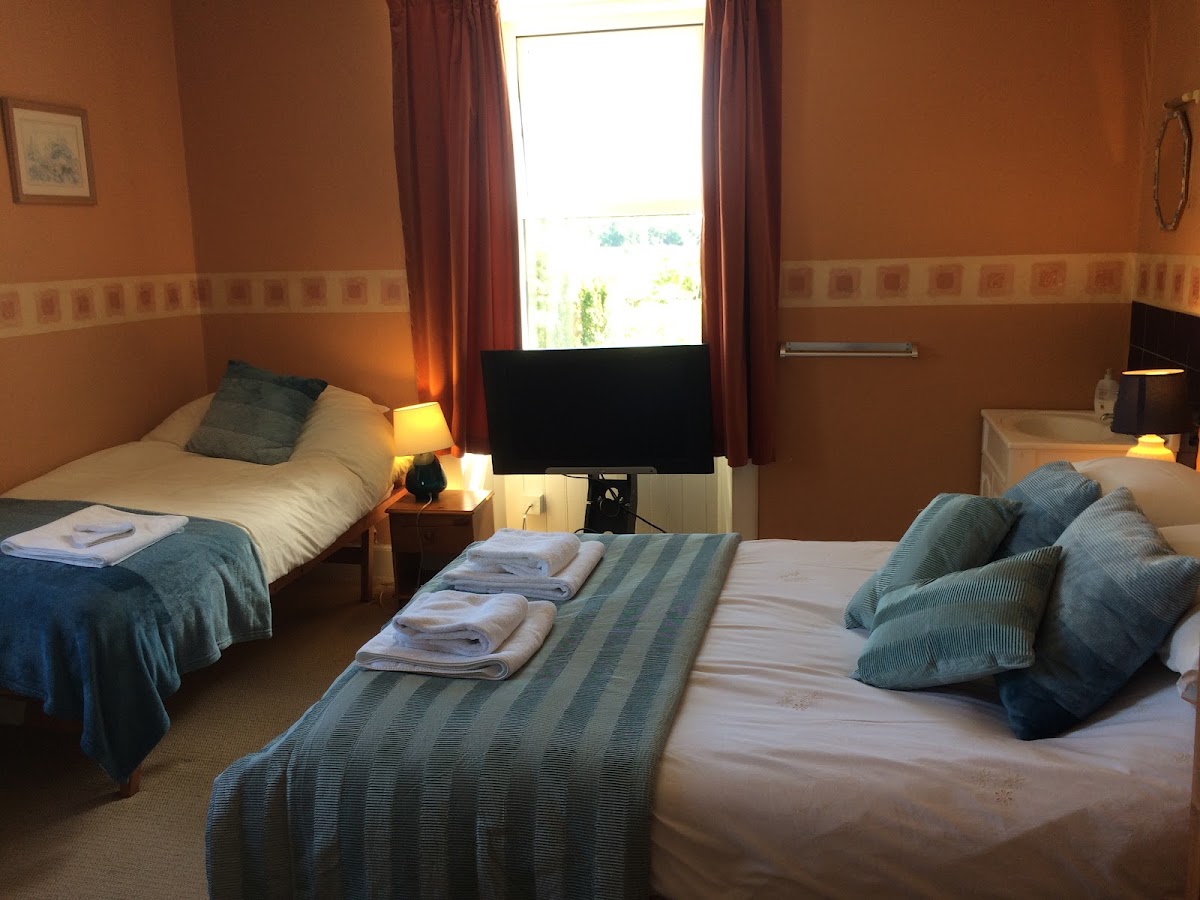 The Village Inn and Kirtle House B & B Hotel 3