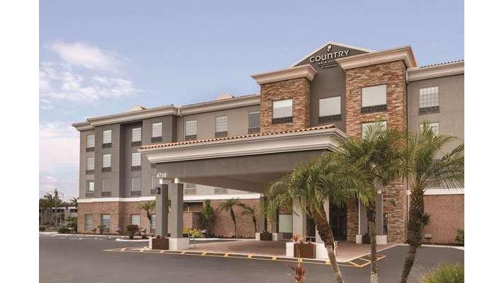Country Inn & Suites by Radisson, RJ Stadium - Tampa Airport East