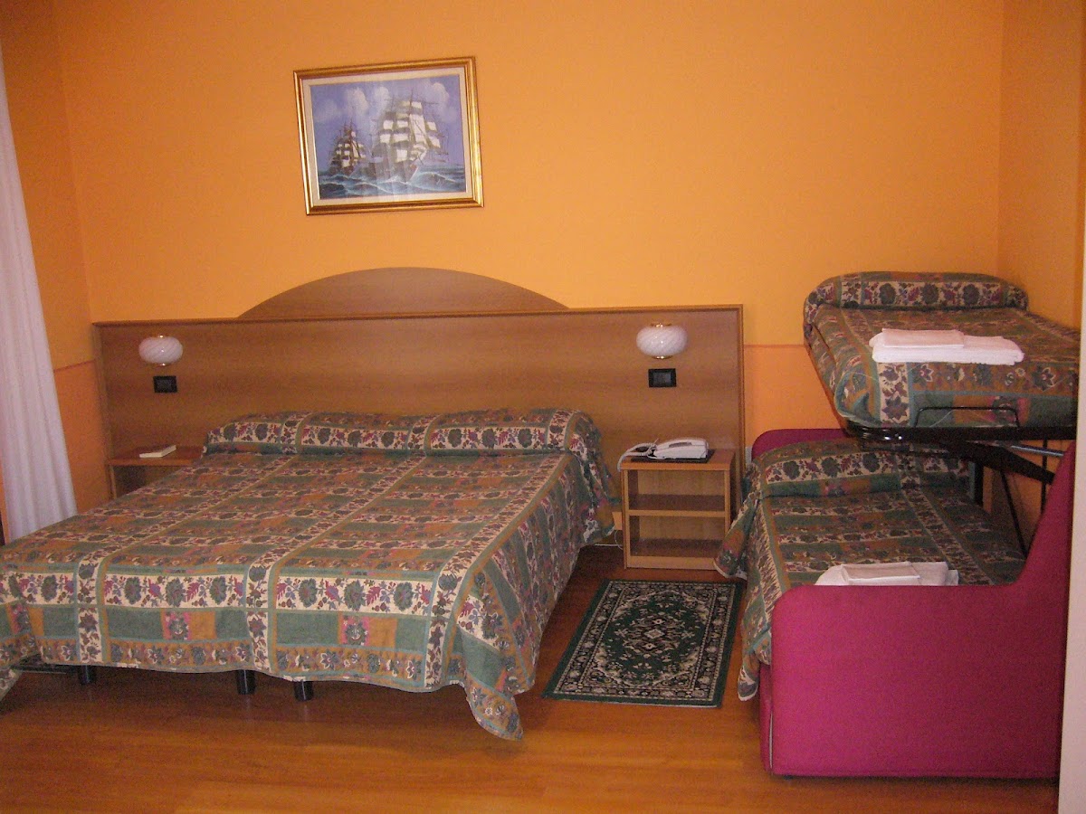 Hotel Azalea