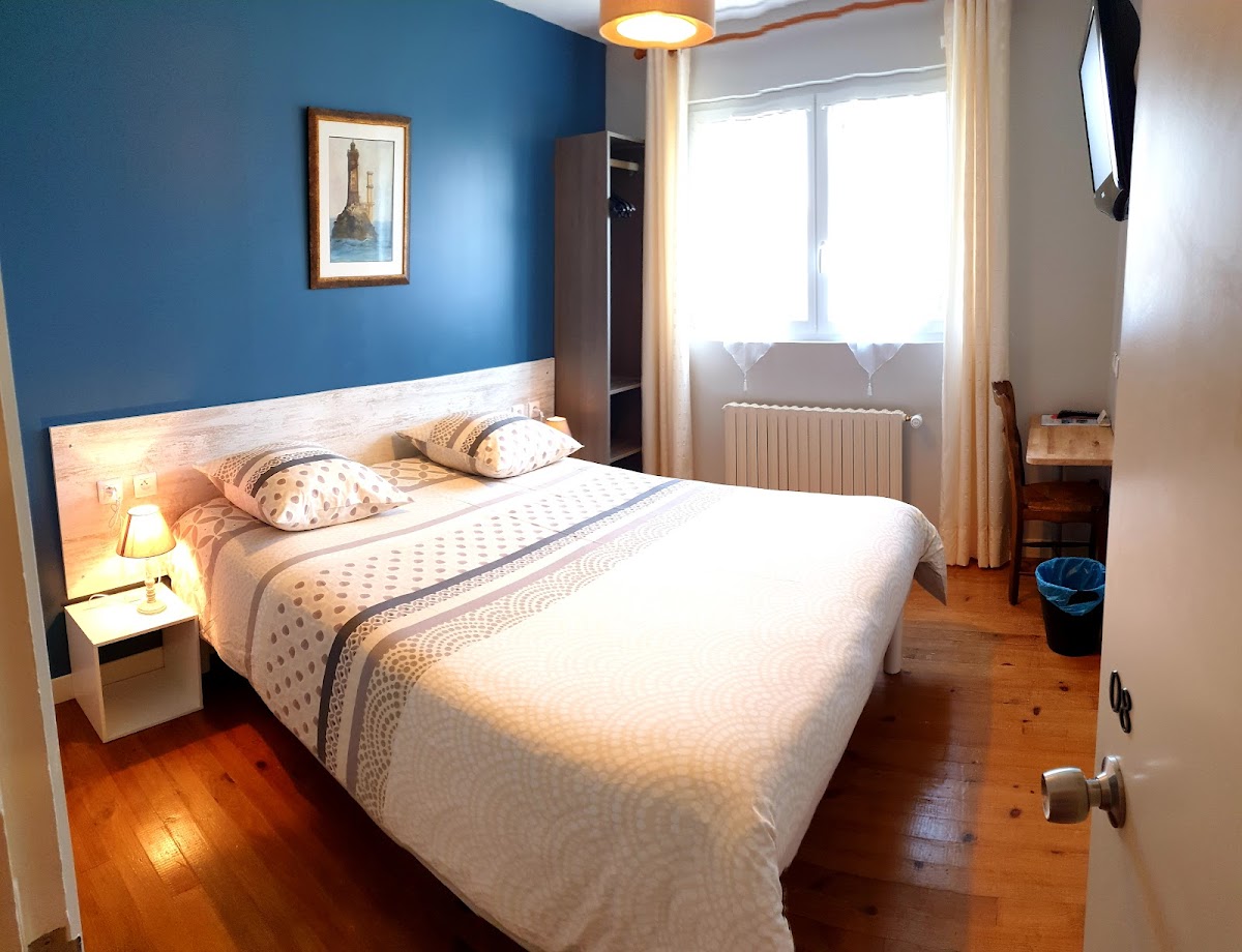 Hôtel Le Poulmic Hotel 2