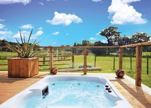 Ladera Retreat Lodges | Luxury Park Homes to buy in Cheshire Hotel 2