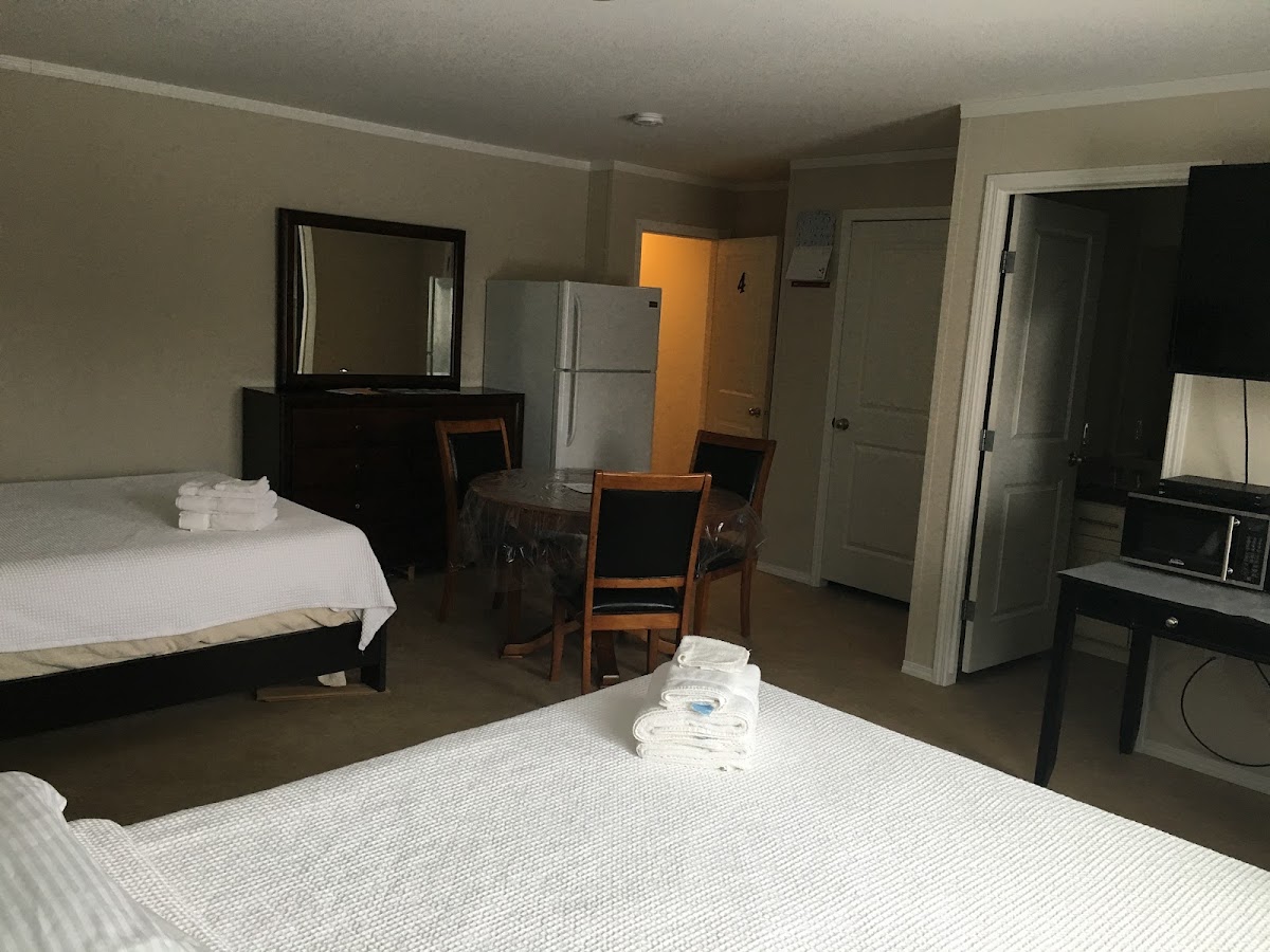 Fort Simpson Lodging Hotel 2