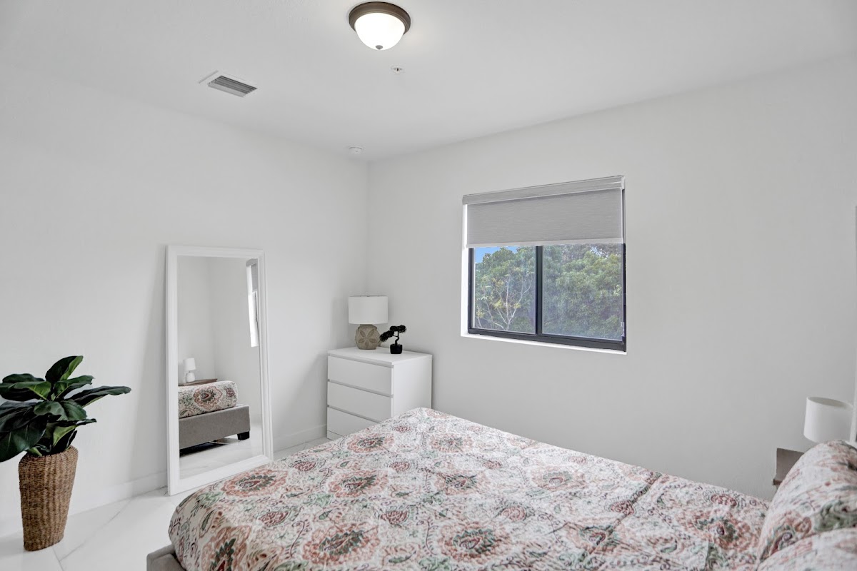 Renzzi Wynwood Apartments