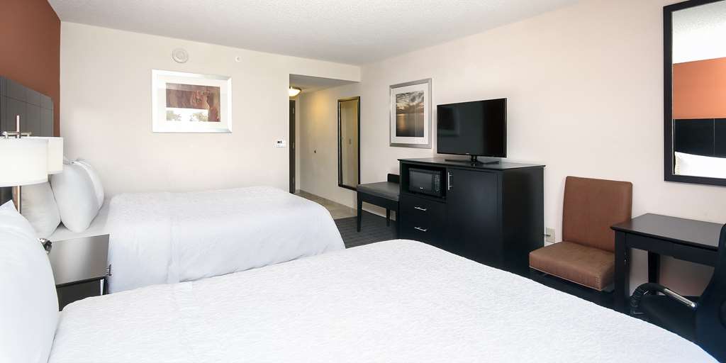 Hampton Inn & Suites Seneca-Clemson Area Hotel 2
