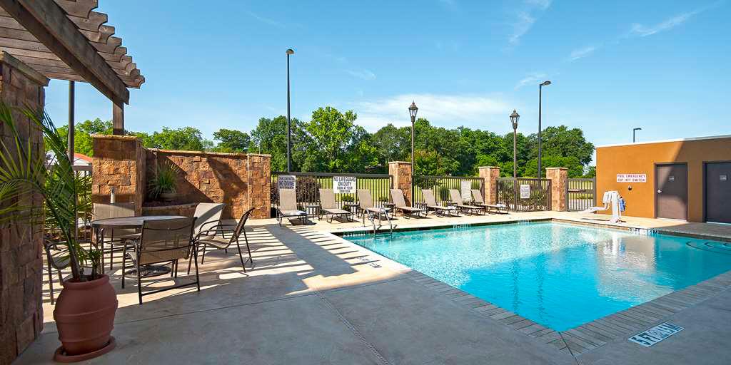 Hampton Inn & Suites Seneca-Clemson Area Hotel 3