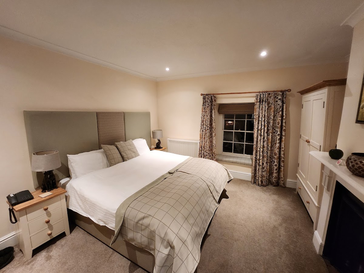 The Hood Arms Hotel 2