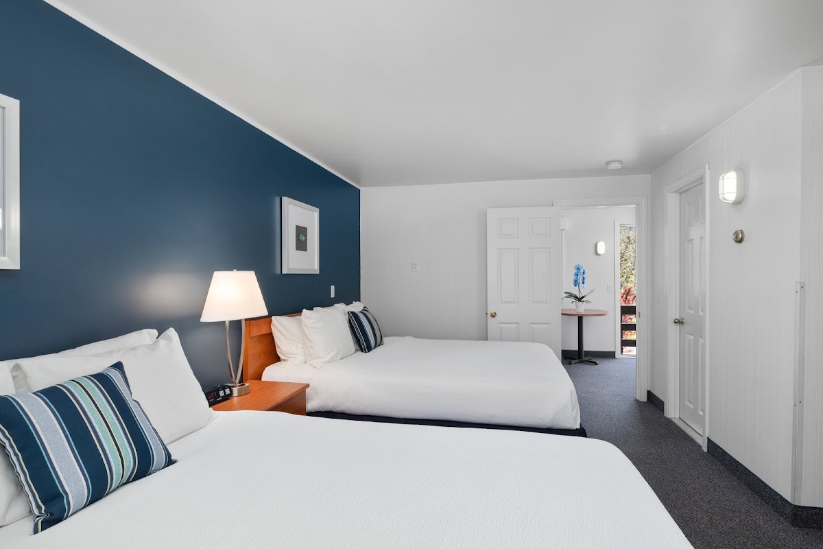 Even'tide Resort & Cottages Hotel 2