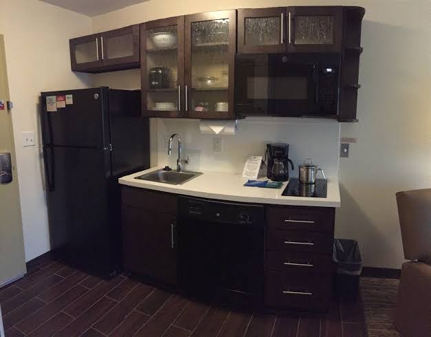 Candlewood Suites Hotel 3