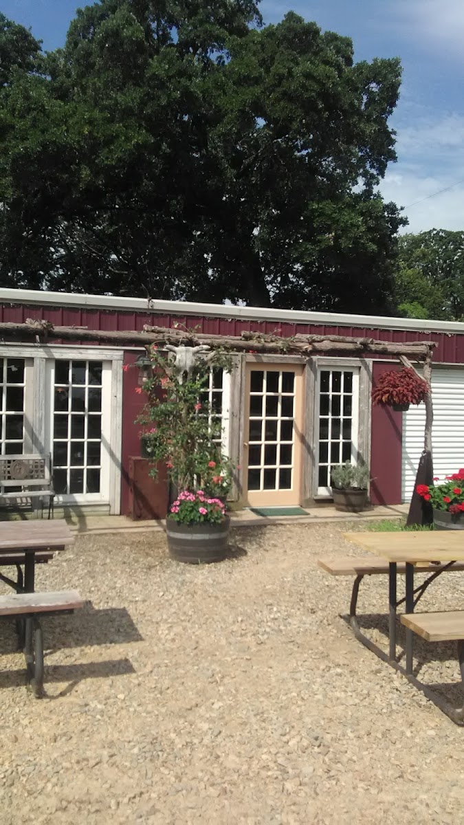 John's Creek Lodge