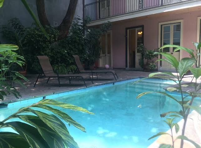 Jean Lafitte House Hotel 1