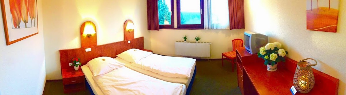 Gruppenhaus Waldresidenz 'Am Roten Wasser' Hotel 2