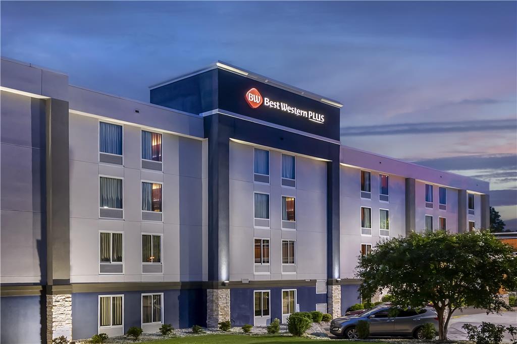 Best Western Plus Lexington Inn