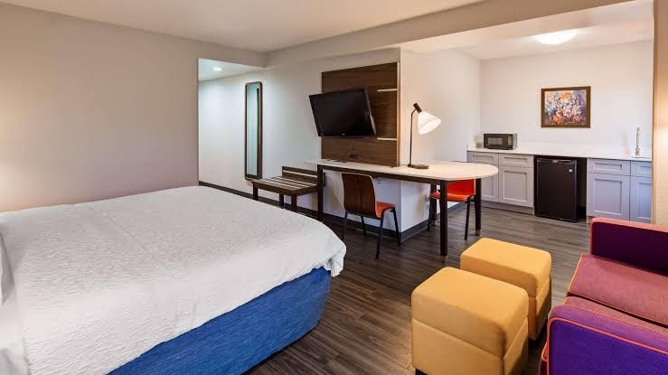 Best Western Plus Lexington Inn