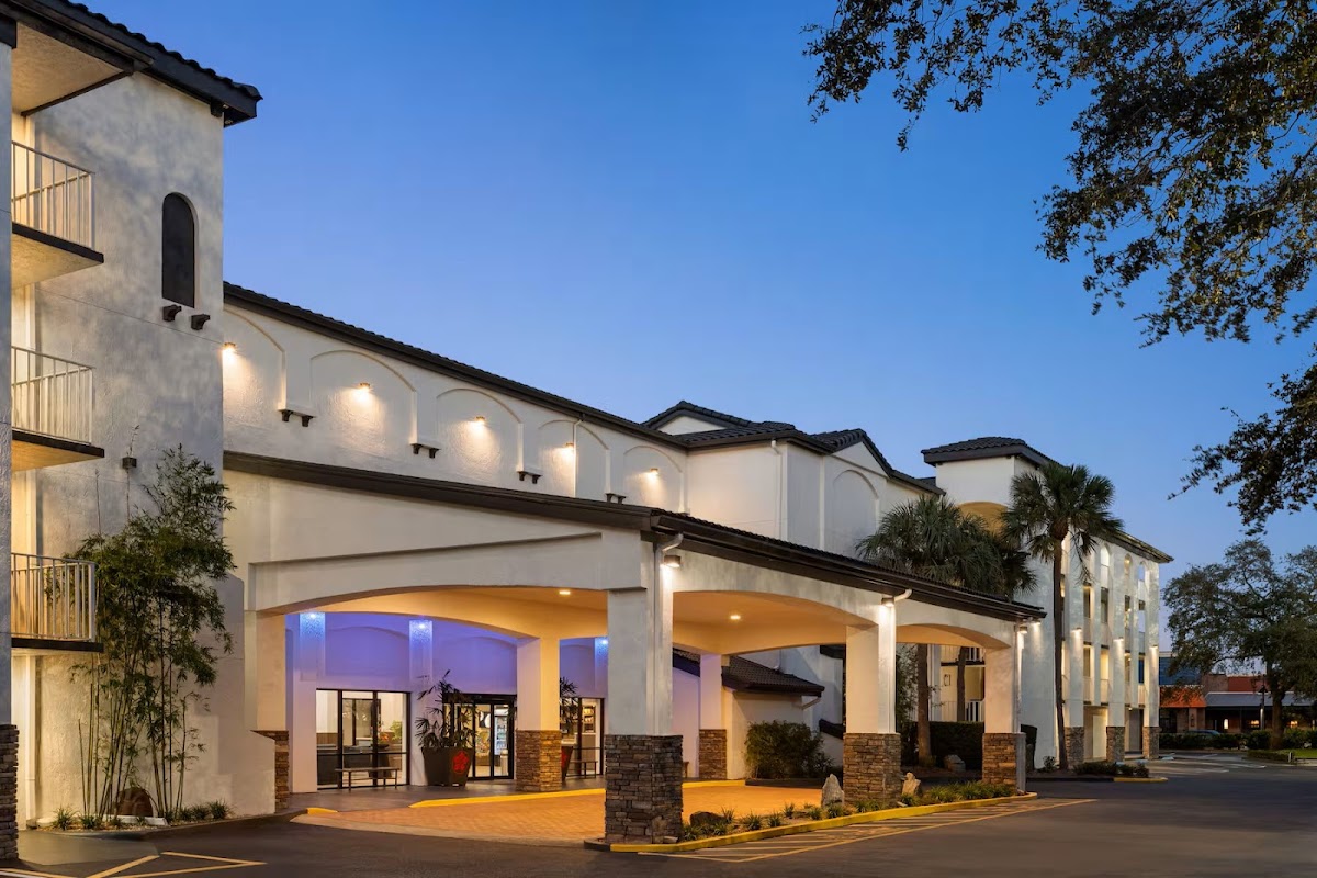 Mai Hana Hotel & Suites International Drive