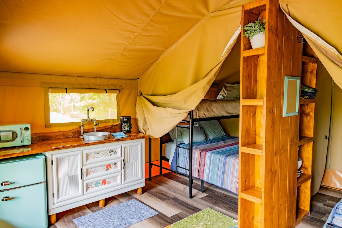 The Wilds Resort & Campground Hotel 2
