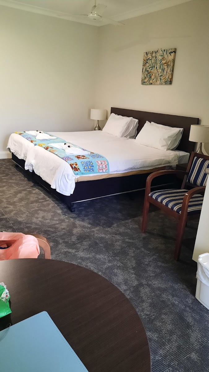 Lilier Lodge Hotel 3