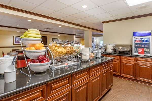 Comfort Suites - Near the Galleria