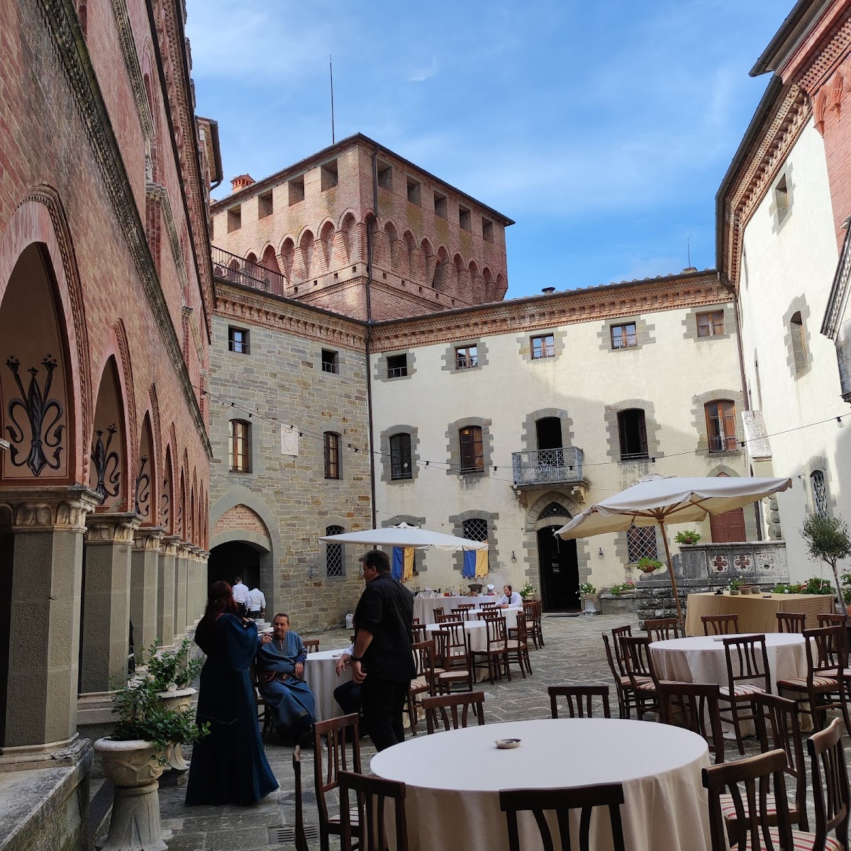 Castello Di Valenzano Hotel 3