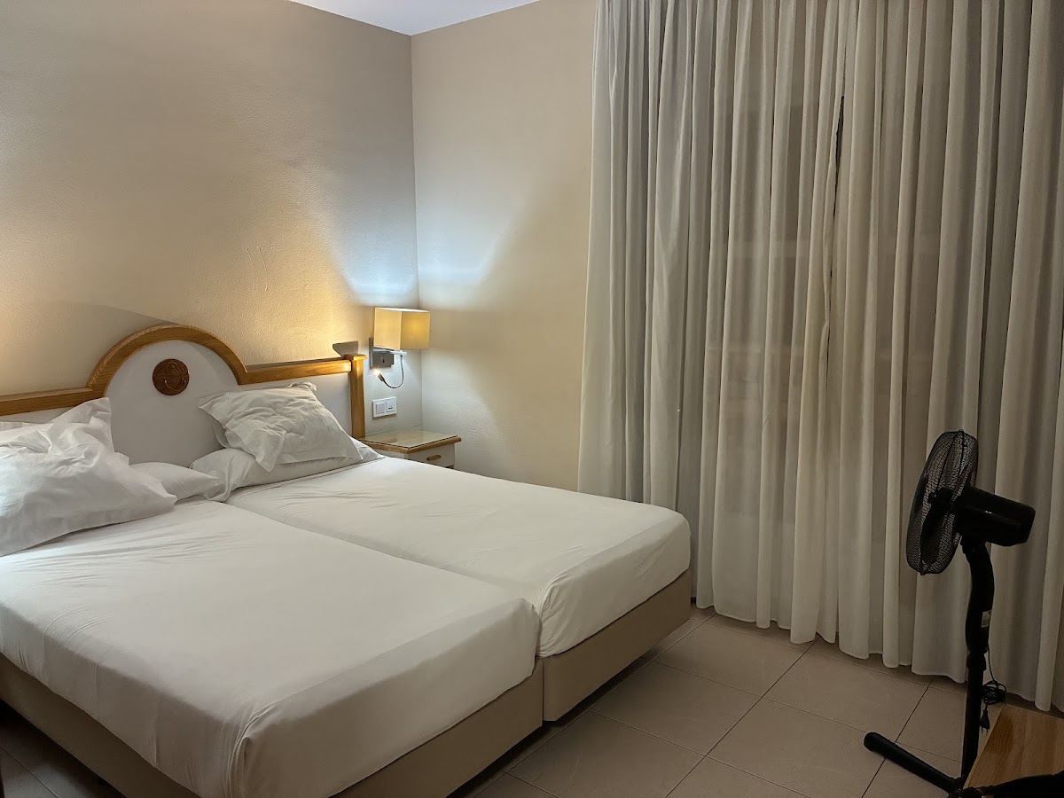 Hotel El Duque Hotel 2