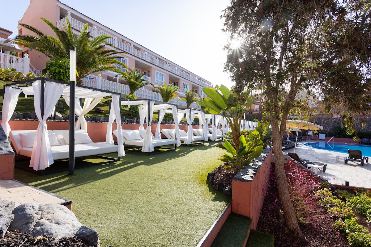 Hotel El Duque Hotel 3