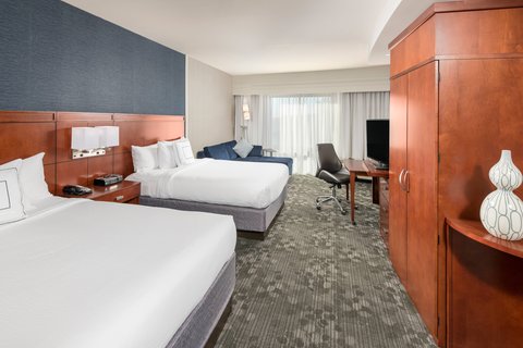 Courtyard by Marriott San Diego Oceanside Hotel 2