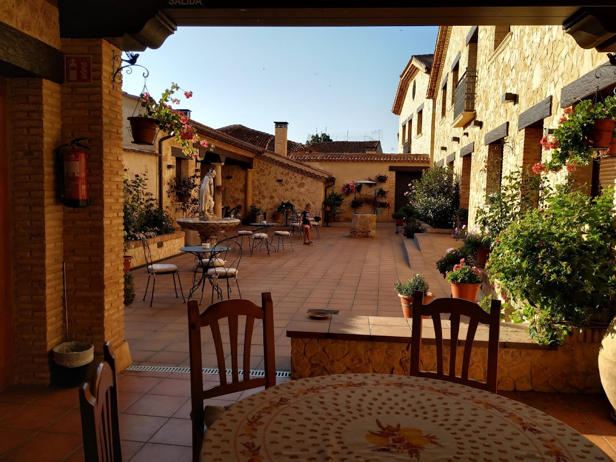 Los Rosales de Isabel Hotel 1