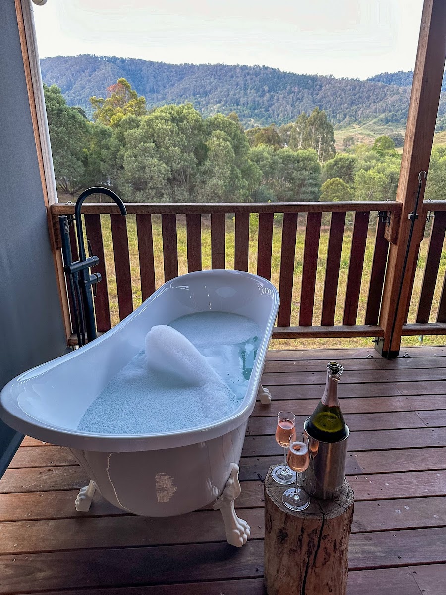 Two Little Witches Cottage Retreats Hotel 3