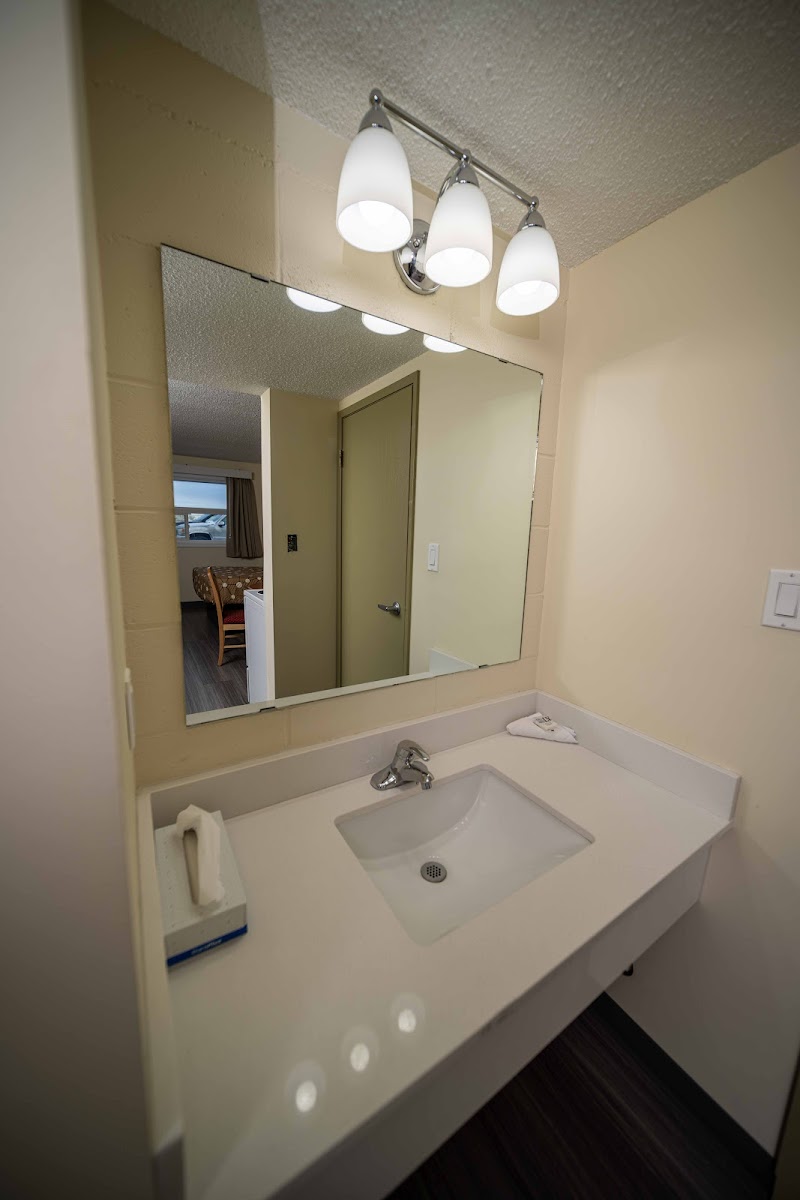 Northern Lights Inn Hotel 3
