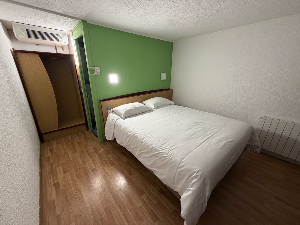 Campanile Calais Hotel 2