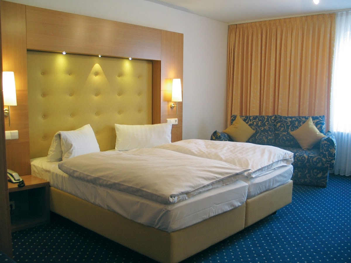 Hotel-Restaurant Kolb, Illertissen Hotel 2
