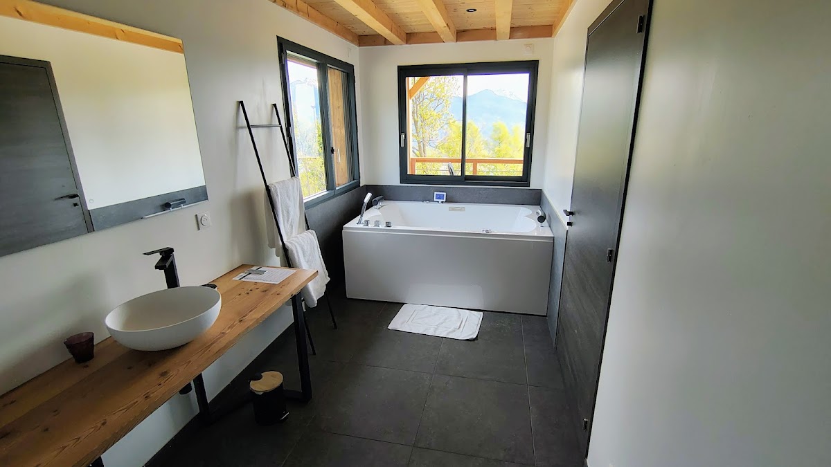 Les balcons de saint apollinaire Hotel 3
