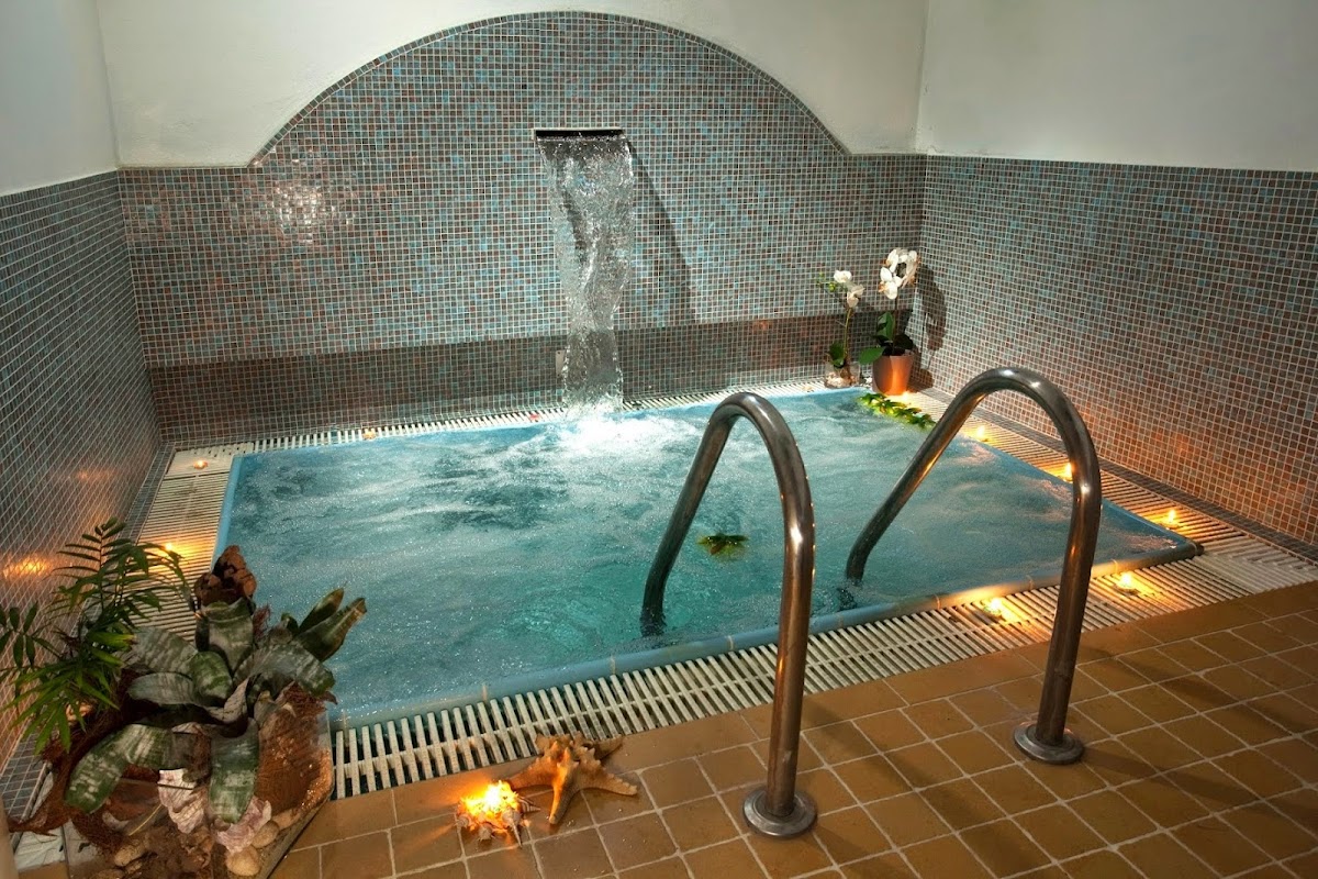 Hotel Royal Inn Hotel 2