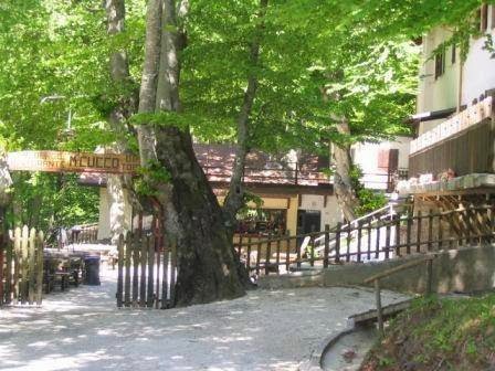 Albergo Ristorante Monte Cucco 'da Tobia'