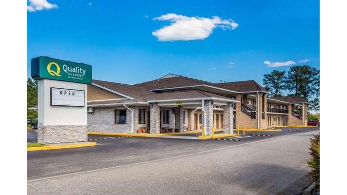 Quality Inn & Suites Suffolk West