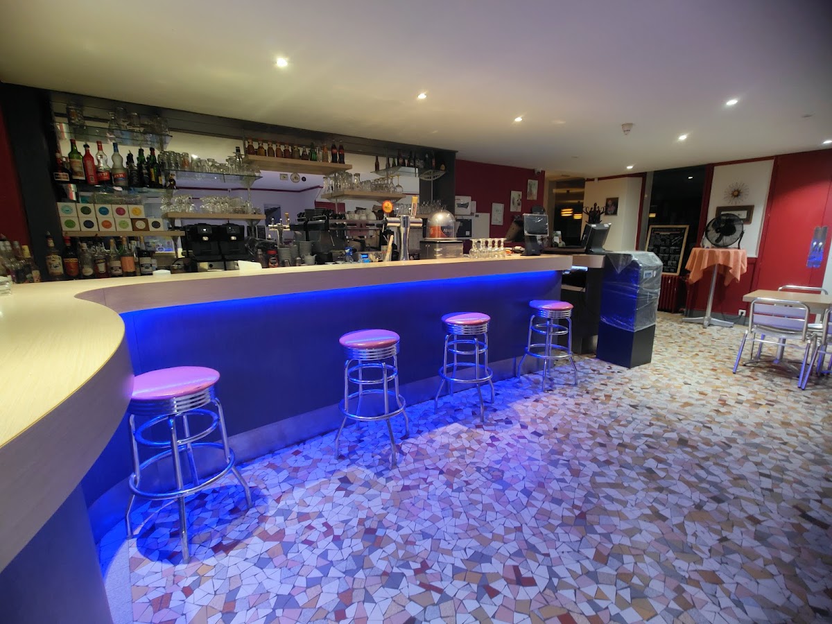 Café Hôtel AUX 3 ROIS Hotel 3