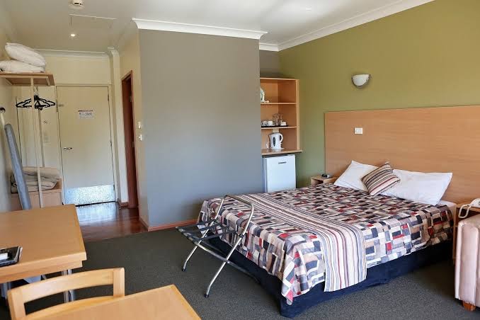 Forbes Victoria Inn Hotel 2